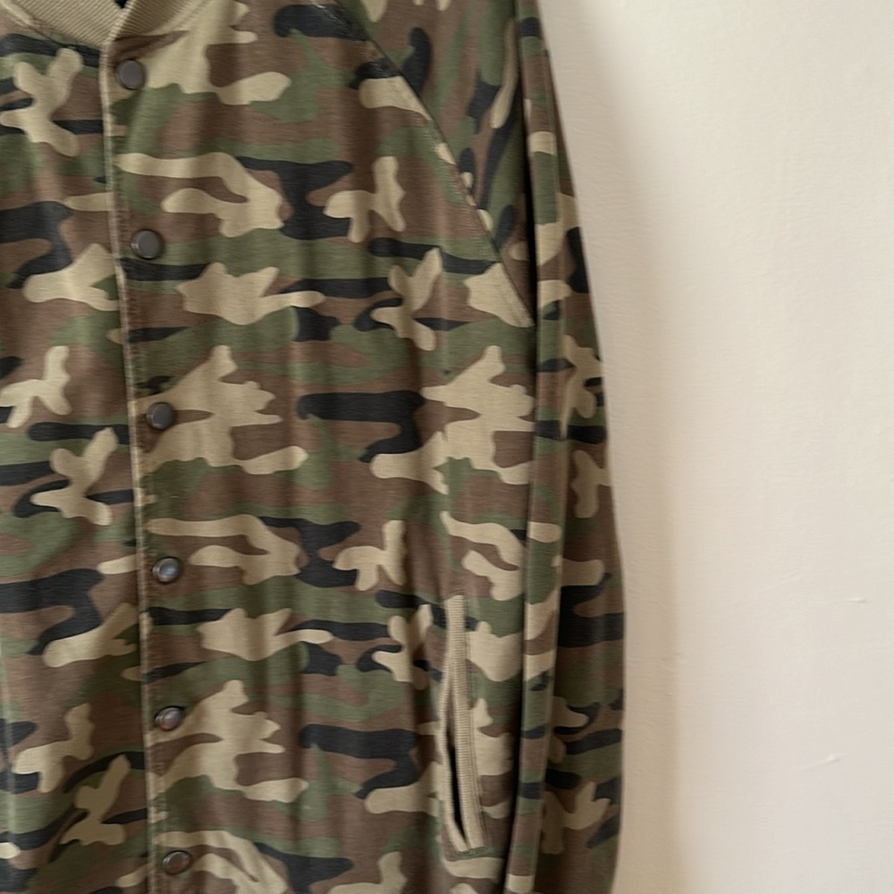 Jacket - Picture 3 of 5